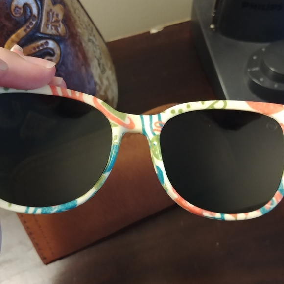 Electric | bengal sunglasses acid green / gray main image 11